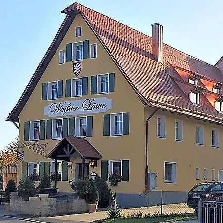 Отель Weisser Loewe Burgthann