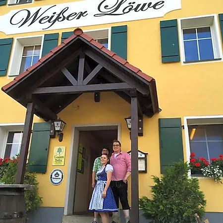 Отель Weisser Loewe 2*