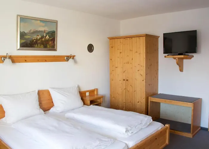 Hotel Weisser Loewe Burgthann